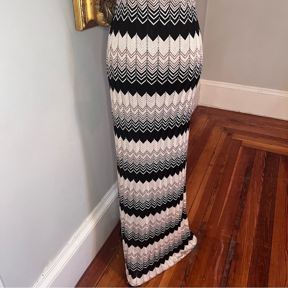 TRINA TURK Vallarta Brown, Cream , Black Chevron Halter Maxi Dress Size Medium - Picture 10 of 13